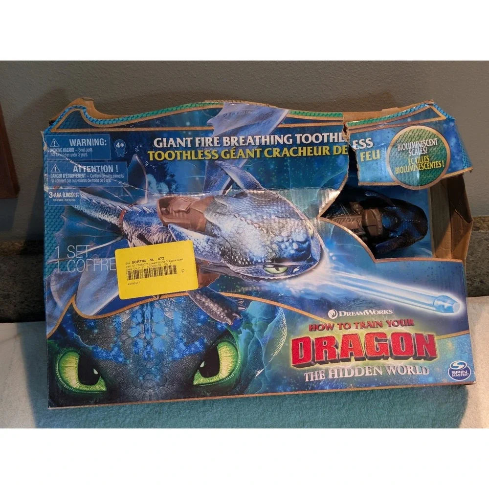 How To Train Your Dragon The Hidden World Giant Fire Breathing Toothless READ